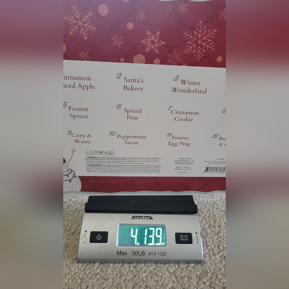 New Empire Candle Co 12 Days of Christmas Advent Calendar Votive Candle Set. - Picture 11 of 11